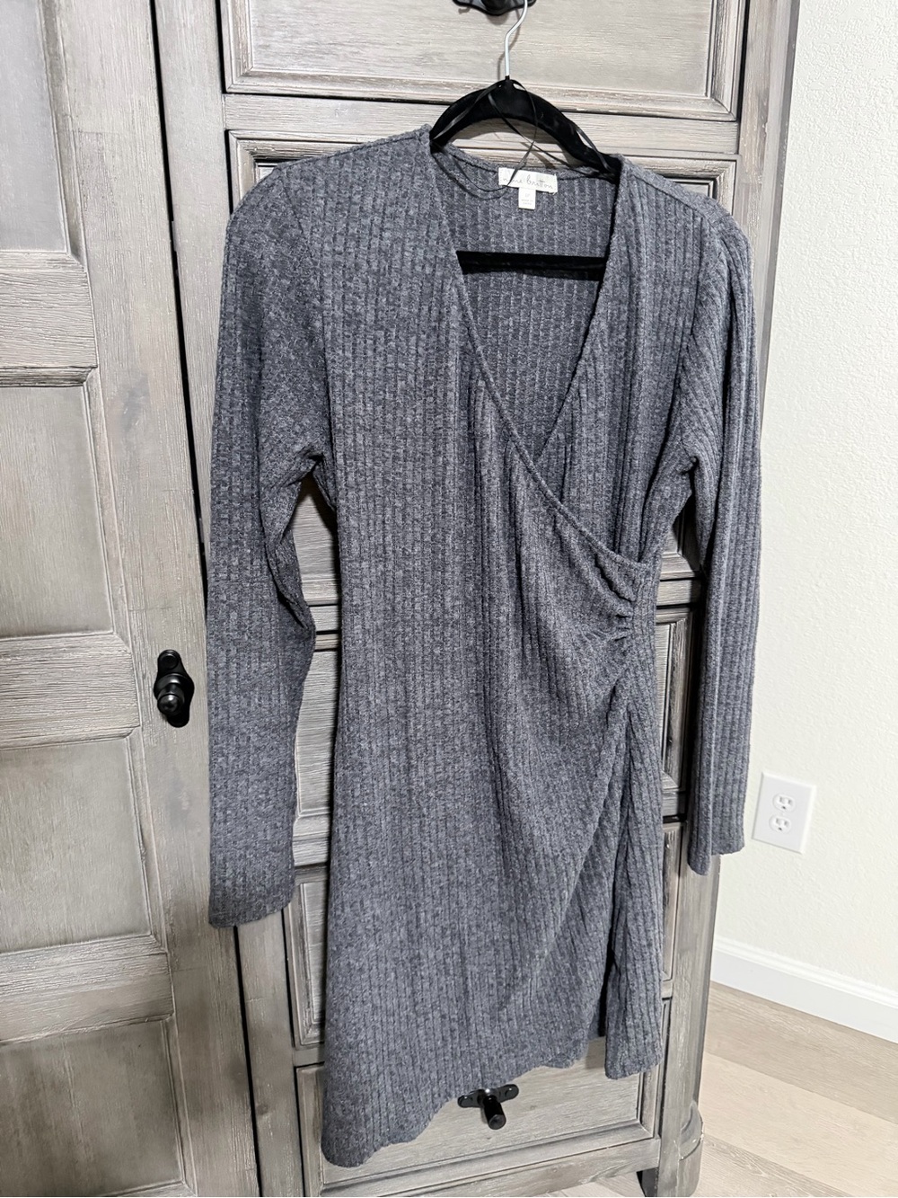 nine britton Charcoal Ribbed Faux-Wrap Long Sleeve Dress